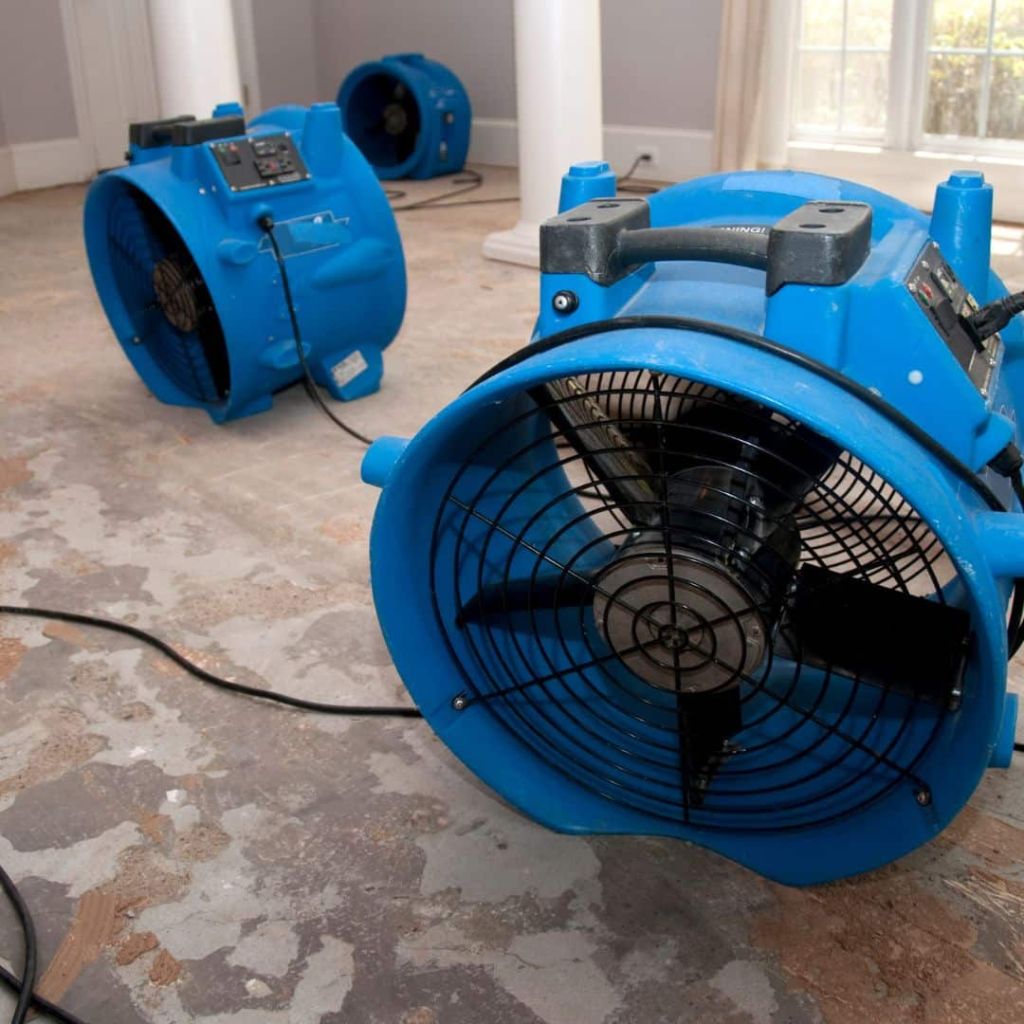 Air mover fan drying floor